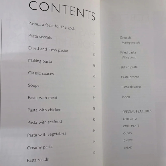 The Essential Pasta  Cookbook - Picture 2 of 9